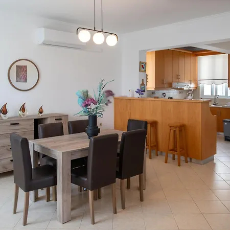 The Gemini Floor 2 Kosz