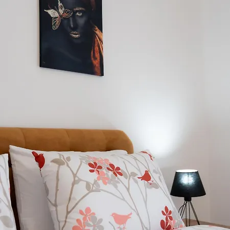 The Gemini Floor 2 Apartman *