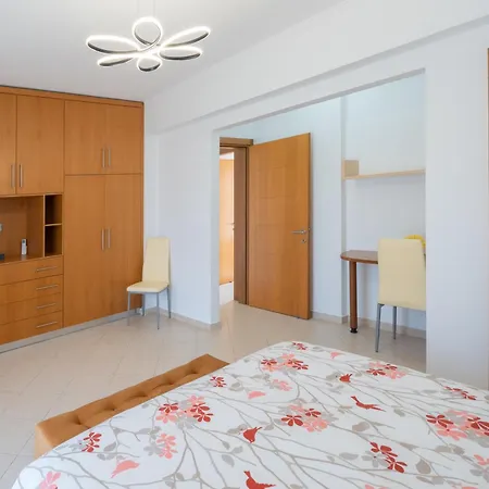 Apartment The Gemini Floor 2 *