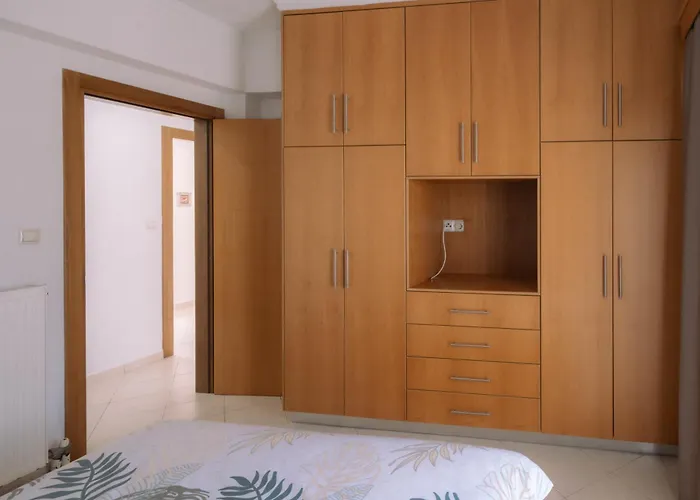 The Gemini Floor 2 Apartment *