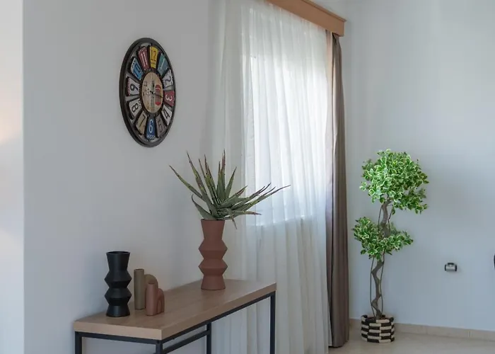 The Gemini Floor 2 Apartment